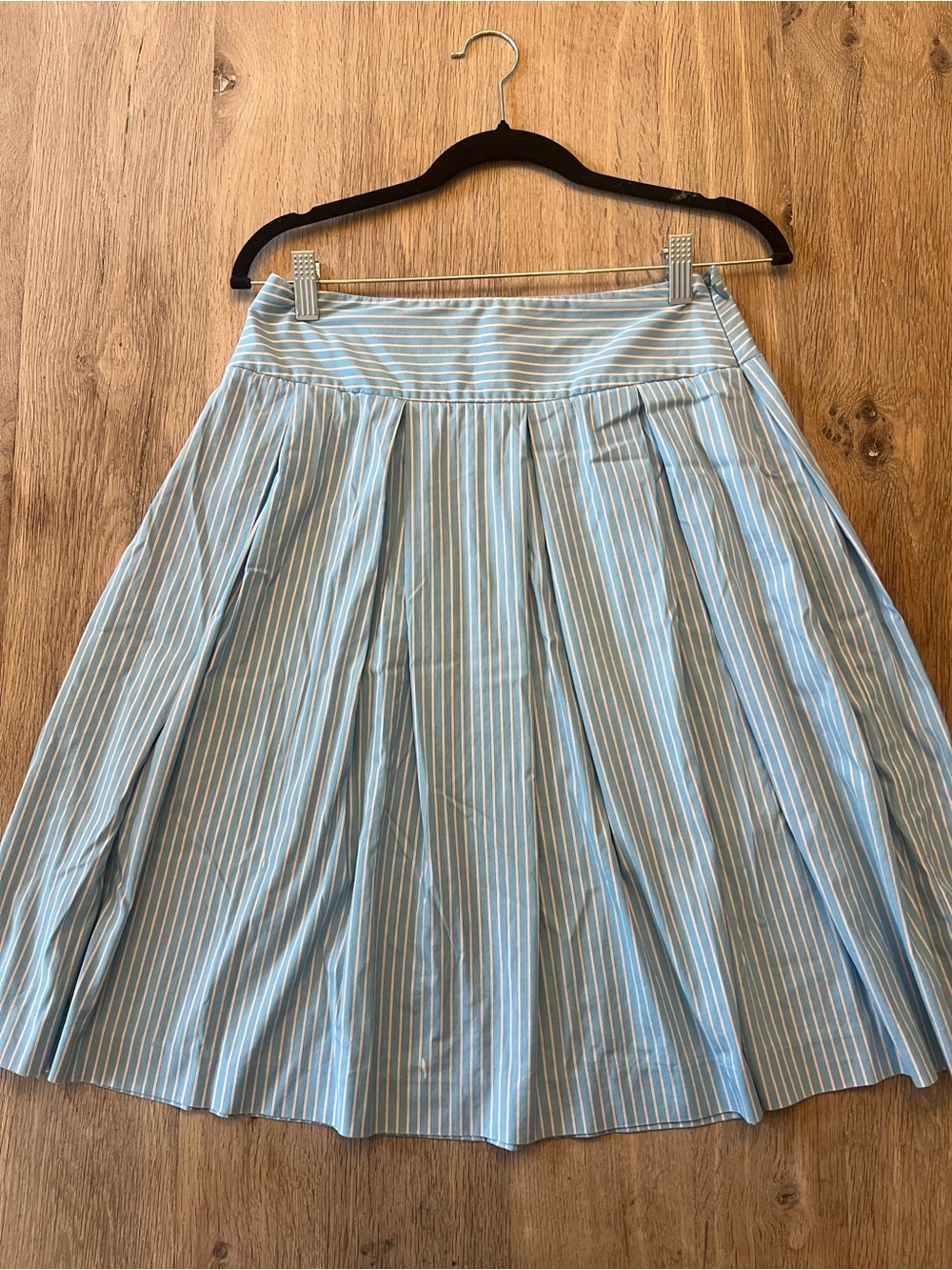 Theory Classic Blue Stripe Pleated Midi Skirt Vintage